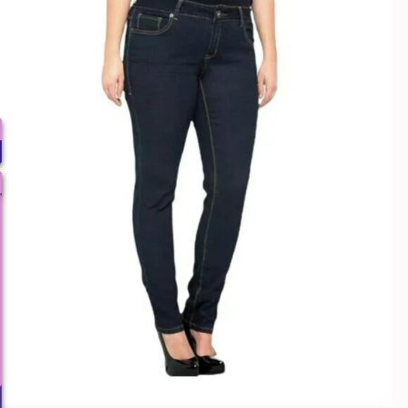 torrid - Classic Skinny Jean - Vintage Stretch Dark Wash - 10R - Picture 1 of 6